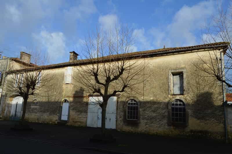 公寓 在 Vaussais, Poitou-Charentes 10100832