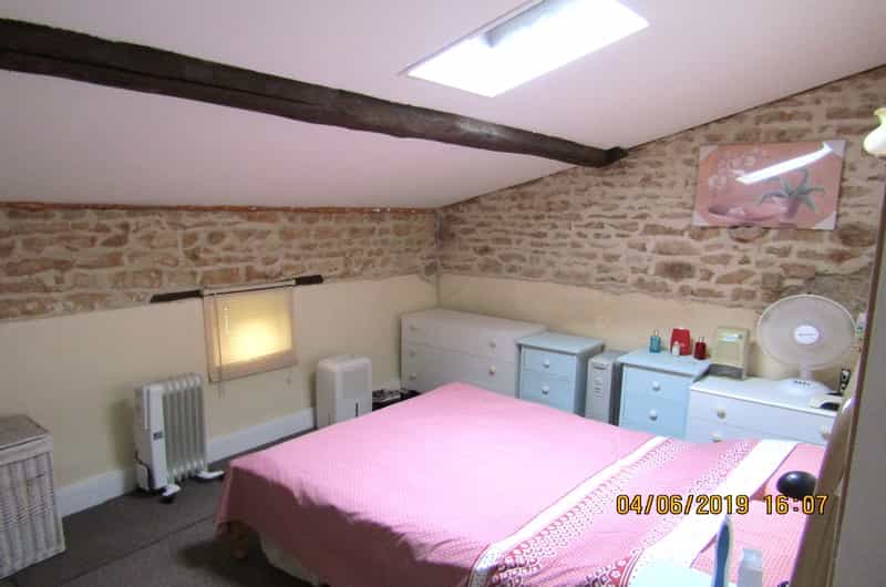 Dom w Macoux, Poitou-Charentes 10100888