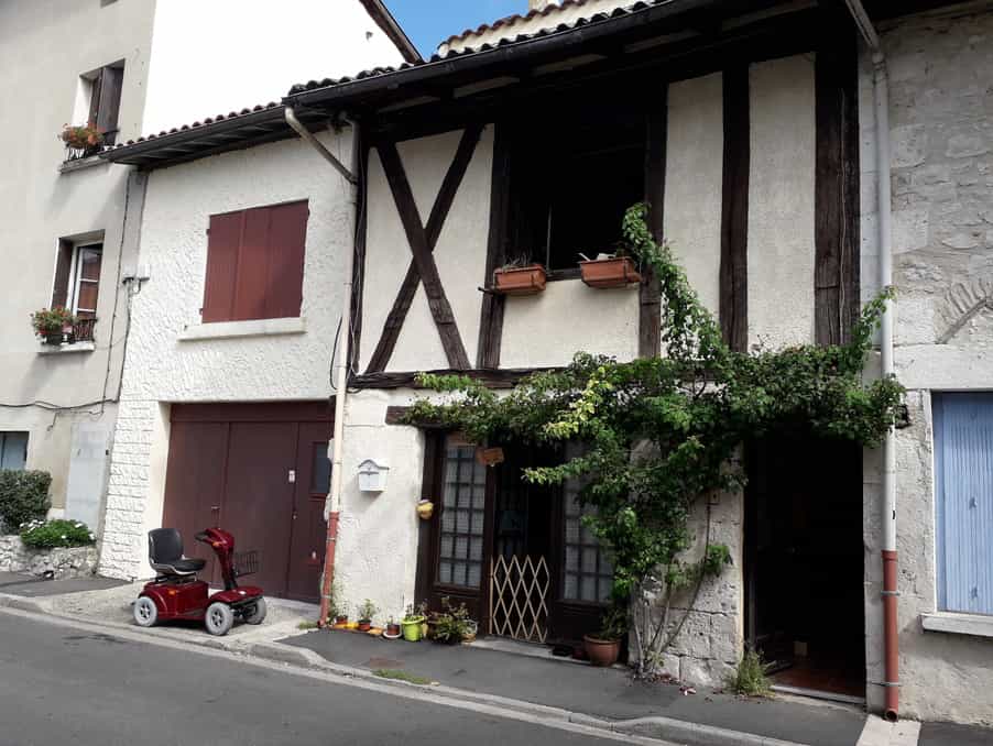Hus i Eymet, Aquitaine 10100896