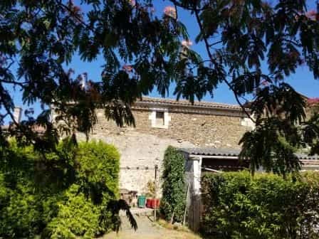 Hus i Montemboeuf, Nouvelle-Aquitaine 10101043