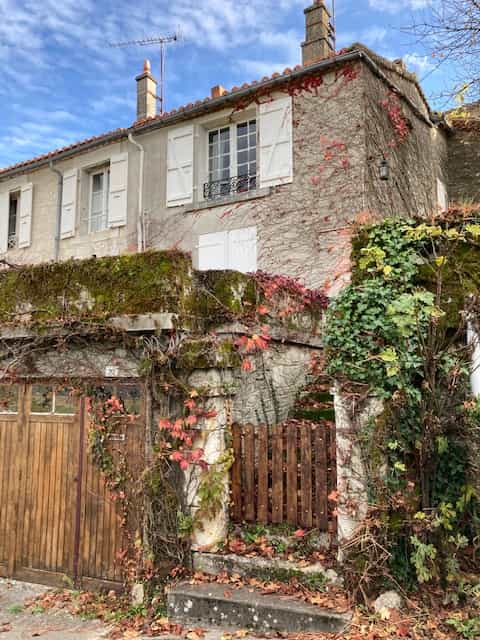 House in Villebois-Lavalette, Nouvelle-Aquitaine 10101065