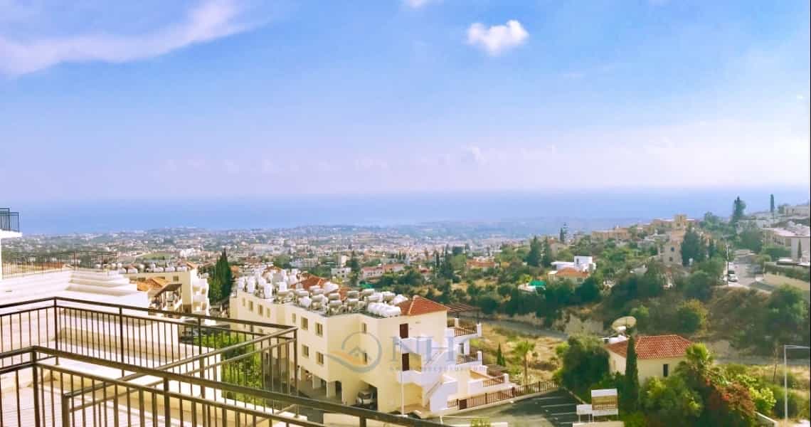 Condominium dans Pégée, Paphos 10101069