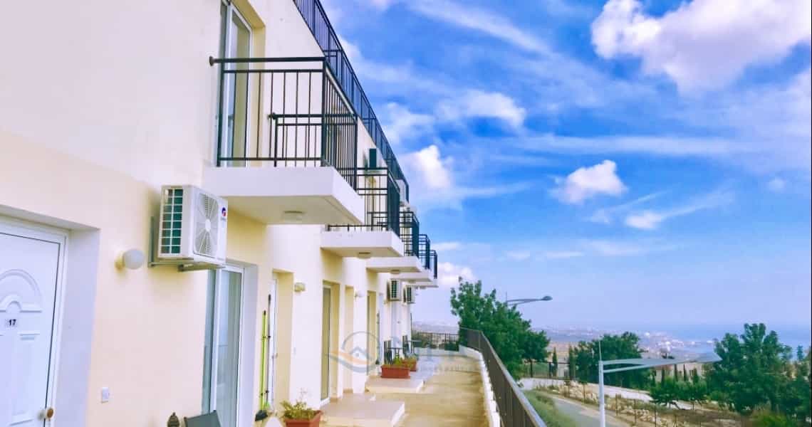 Condominium dans Pégée, Paphos 10101069