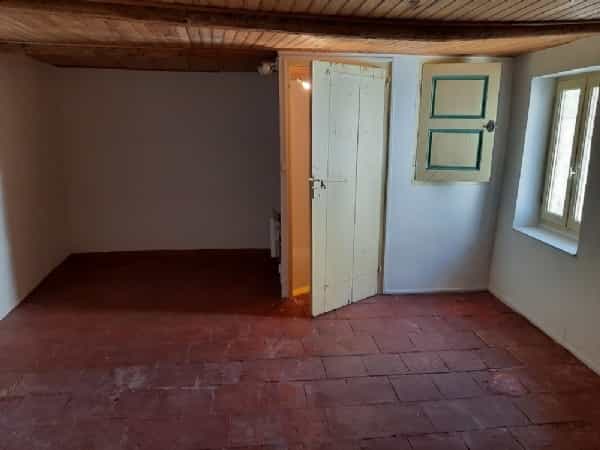 House in Bedarieux, Languedoc-Roussillon 10101076