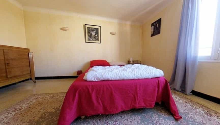 Huis in Peret, Languedoc-Roussillon 10101150