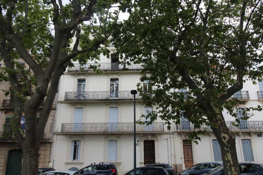 Condominium in Beziers, Occitanie 10101193