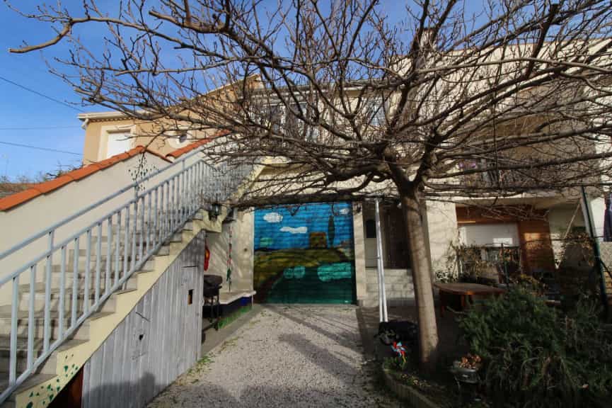 Rumah di Beziers, Languedoc-Roussillon 10101213