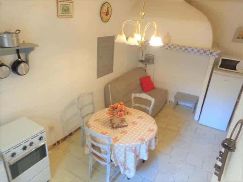 Talo sisään Nezignan-l'Eveque, Occitanie 10101235