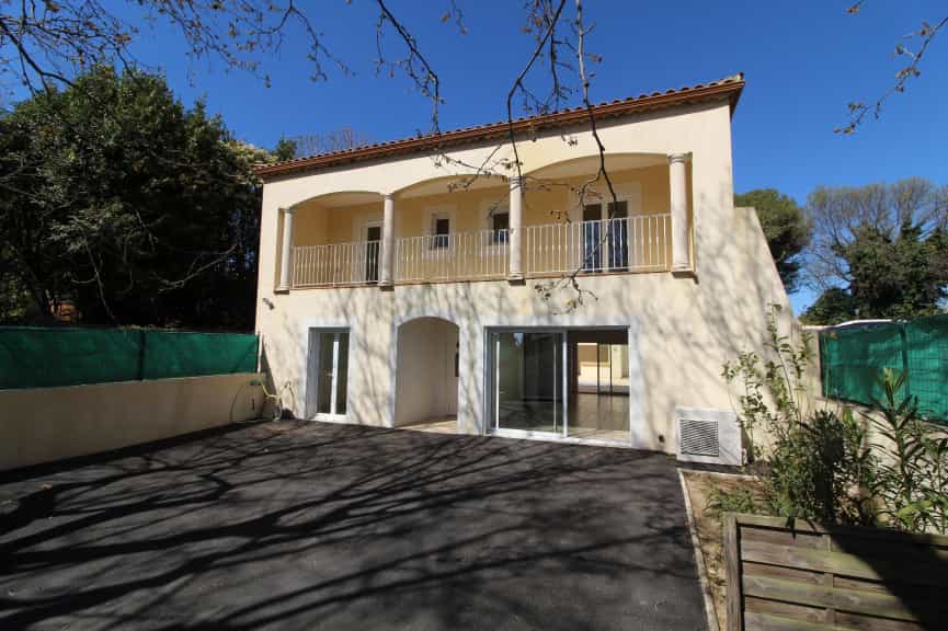 House in Autignac, Occitanie 10101245