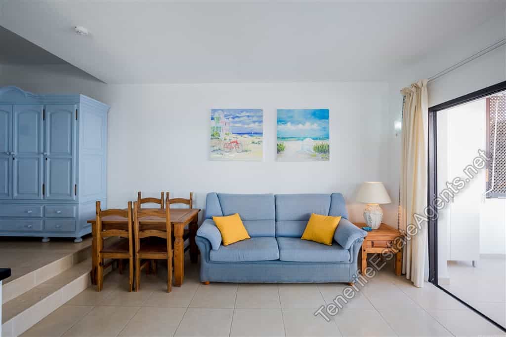 Condominium in Los Cristianos, Tenerife 10101335