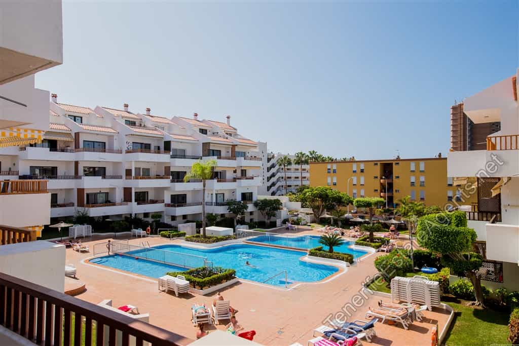 Condominium in Los Cristianos, Canarische eilanden 10101335