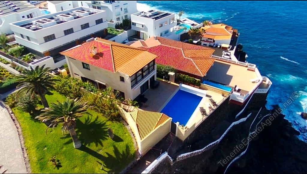 House in Puerto de Santiago, Canary Islands 10101369