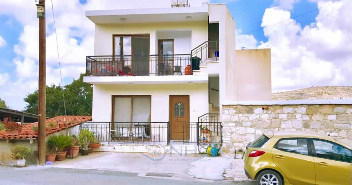 Квартира в Ayia Varvara, Paphos 10101438