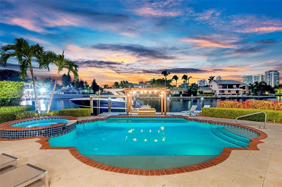 Condominium in Golden Beach, Florida 10101846