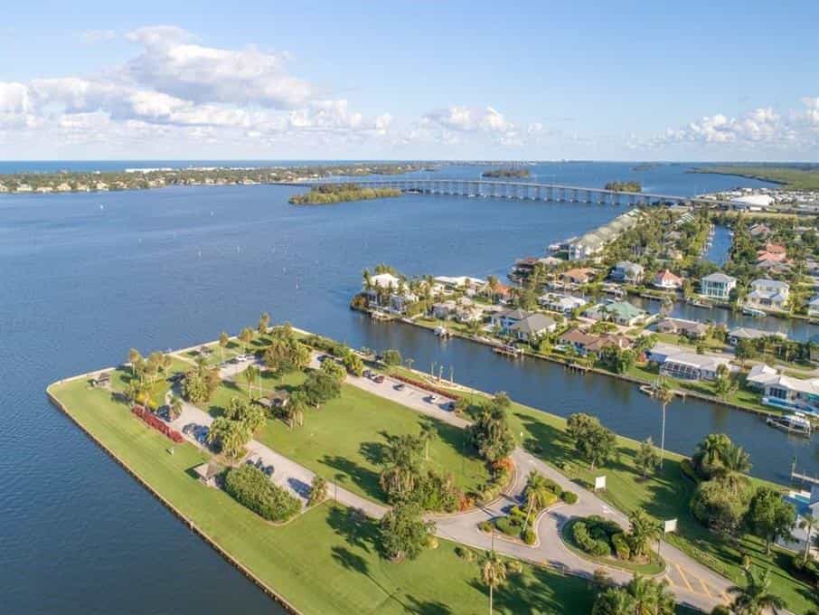 Dom w Indian River Shores, Florida 10101885