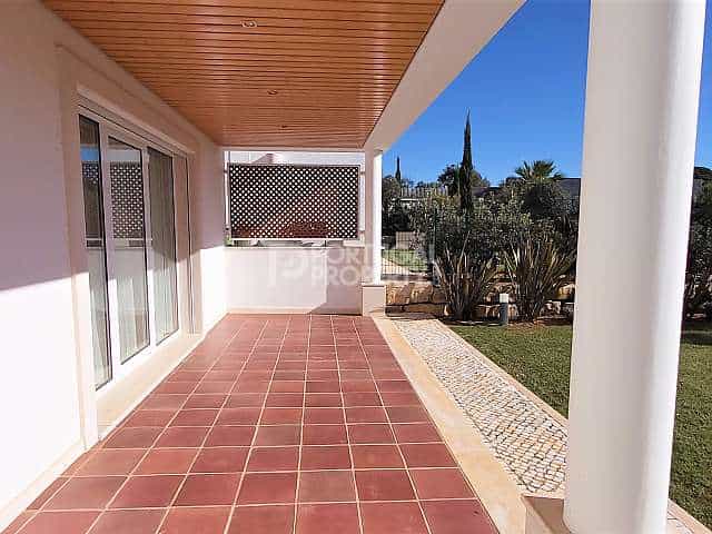 Talo sisään Vilamoura, Algarve 10101944