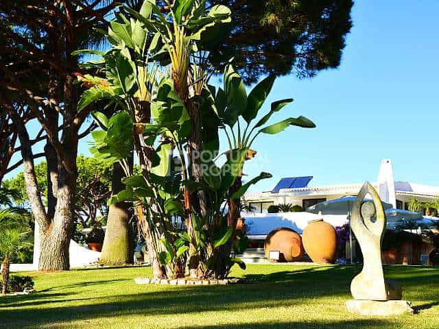 Wylądować w Quinta Do Lago, Algarve 10102024