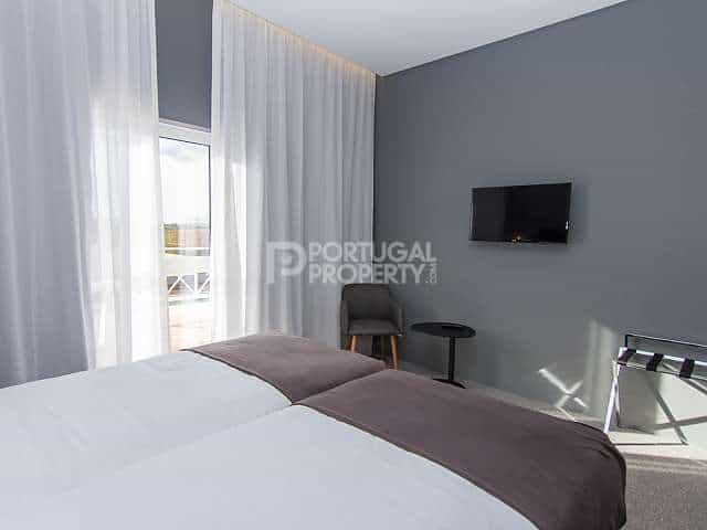 Condominium in Carvoeiro, Algarve 10102221