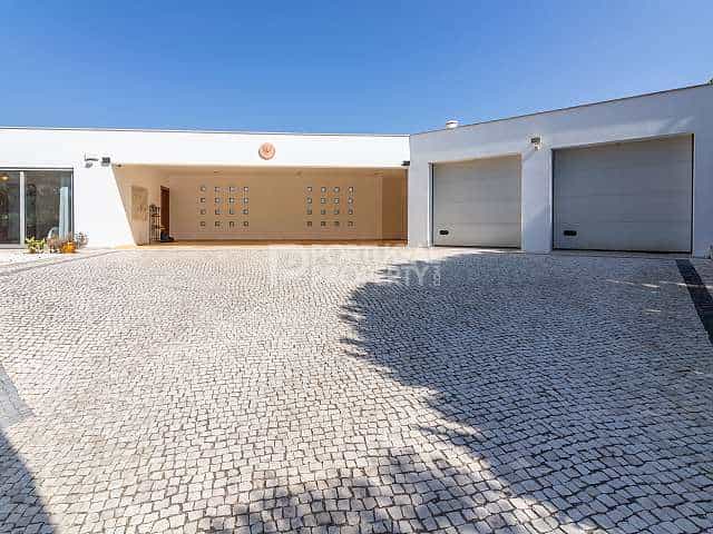 Dom w Porches, Algarve 10102278