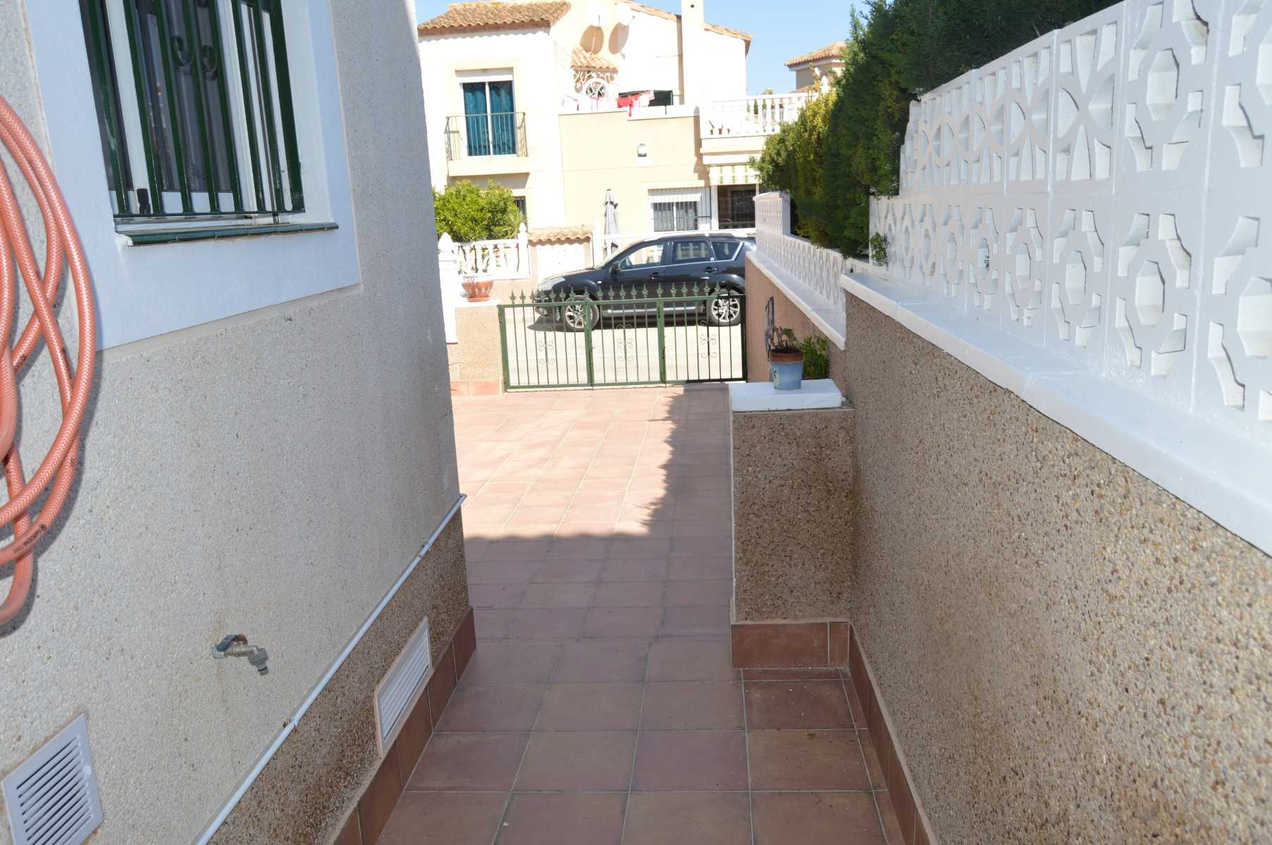 Talo sisään Formentera de Segura, Valencia 10102502
