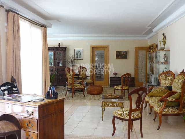 House in Cascais, Lisboa 10102568
