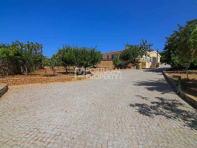 жилой дом в Sao Bras, Algarve 10102598