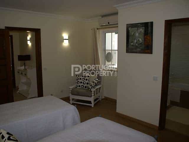 Dom w Quinta Do Lago, Algarve 10102621