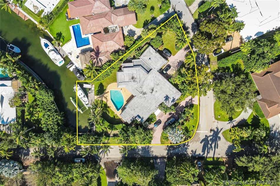 Condominium in Key Biscayne, Florida 10102643