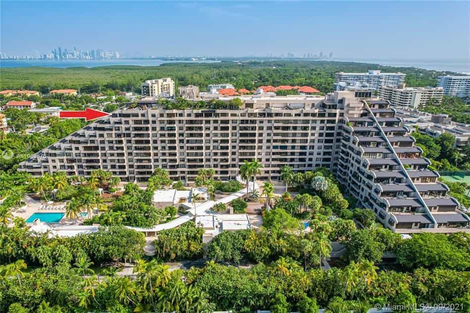 Condominium in Sleutel Biscayne, Florida 10102646