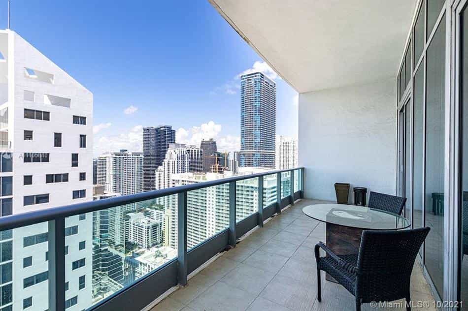 Condominium in Miami, Florida 10102674