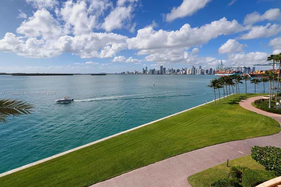 Eigentumswohnung im Miami Beach, Florida 10102706