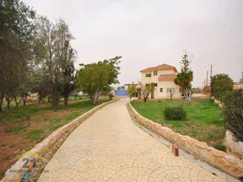 Dom w Agia Marinouda, Pafos 10102844