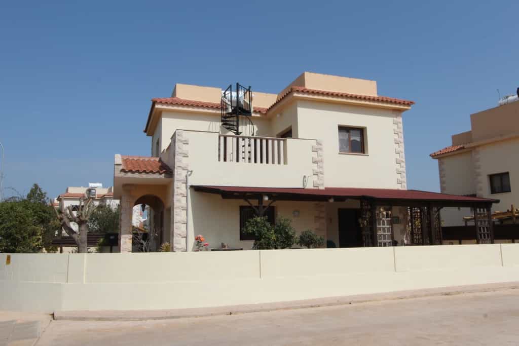 rumah dalam Liopetri, Famagusta 10102917