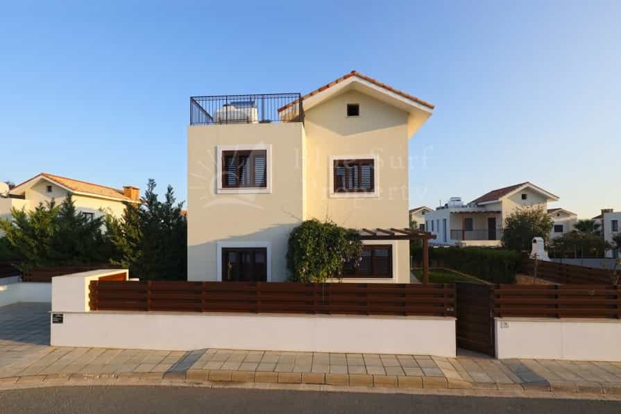 Huis in Ayia Thekla, Famagusta 10102922