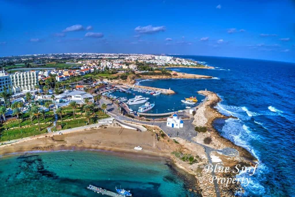 सम्मिलित में Pernera, Famagusta 10102962