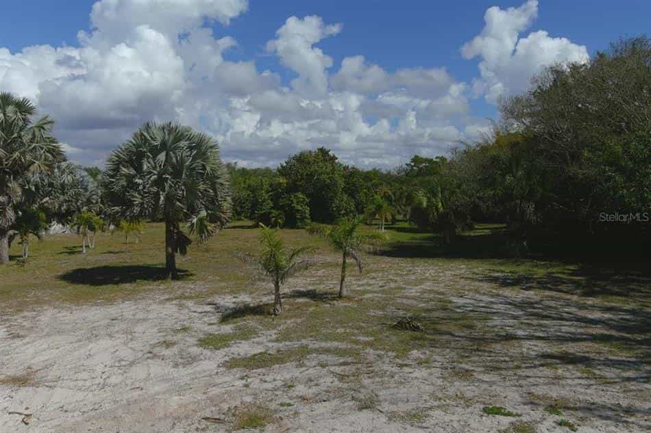 Land in Placida, Florida 10103715