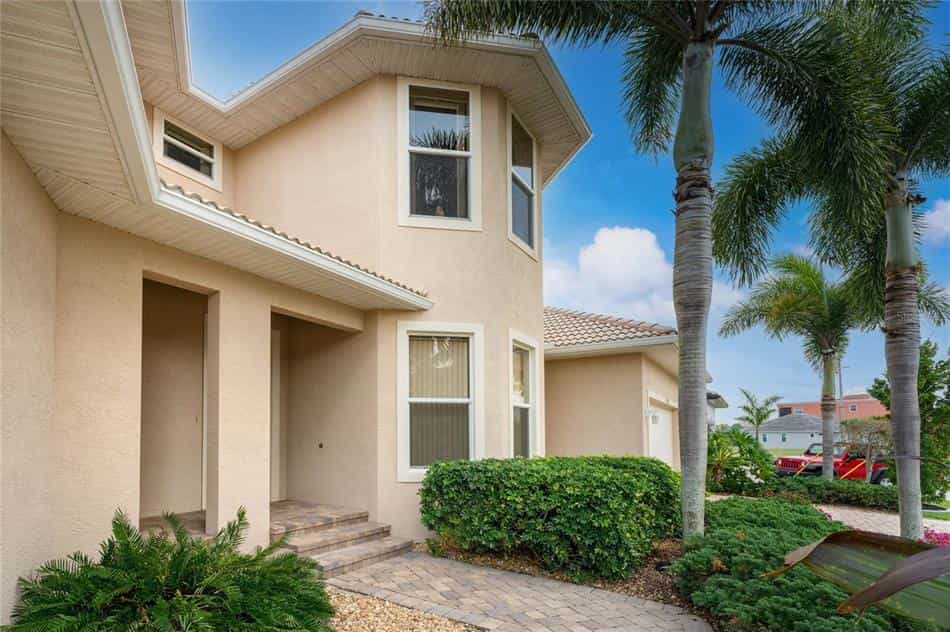 House in Punta Gorda, Florida 10103723