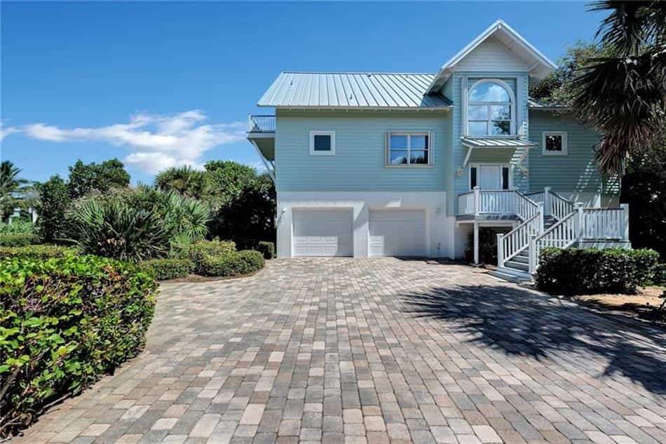 House in Windsor, Florida 10104049