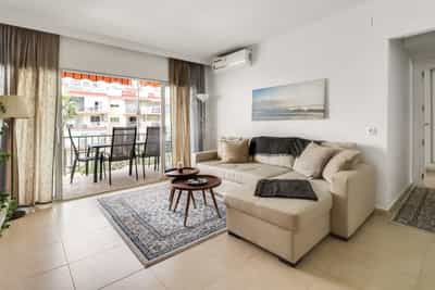 Condominium in Santa Fe de los Boliches, Andalusië 10104438