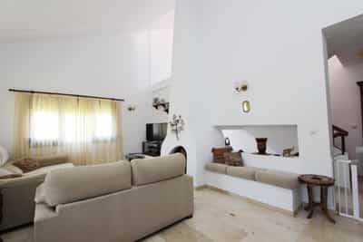 House in San Luis de Sabinillas, Andalucia 10104537