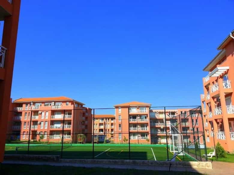 Condominium dans Nessebar, Bourgas 10104873