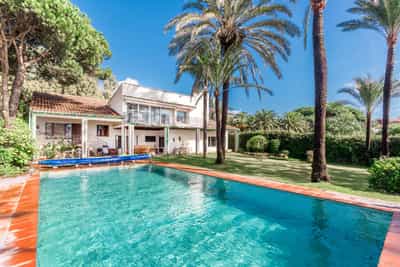 House in Marbella, Andalusia 10104957