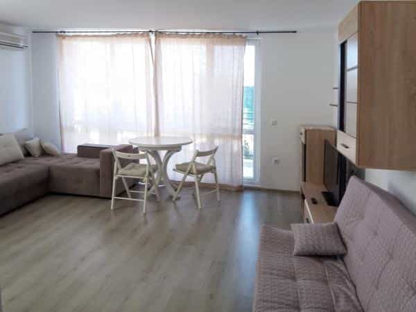 Condominium in Byala, Varna 10104981