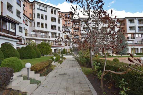 Condominium in Albena, Dobrich 10105041