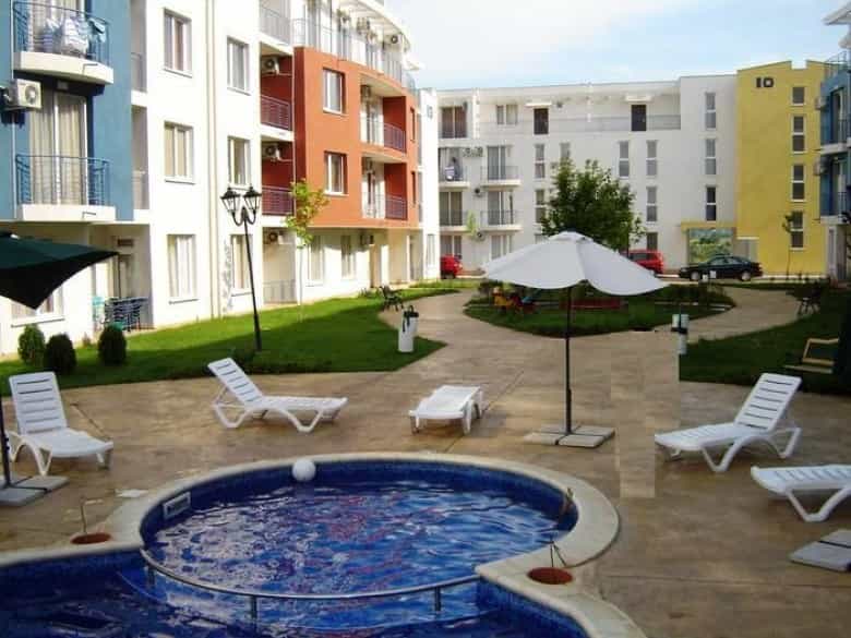 Condominium dans Nessebar, Bourgas 10105057