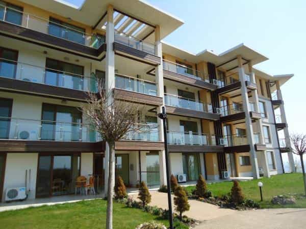 Condominium in Kavarna, Dobrich 10105074