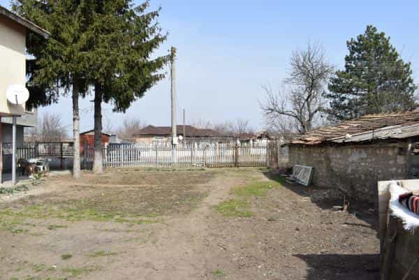 Hus i General Toshevo, Dobrich 10105076