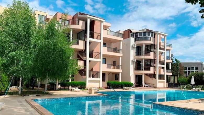 Condominium dans Nessebar, Bourgas 10105135