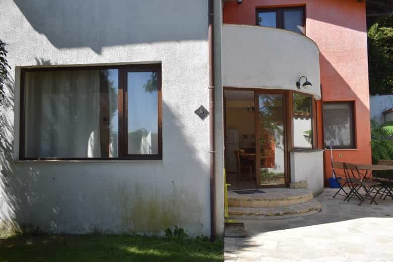 House in , Dobrich 10105168