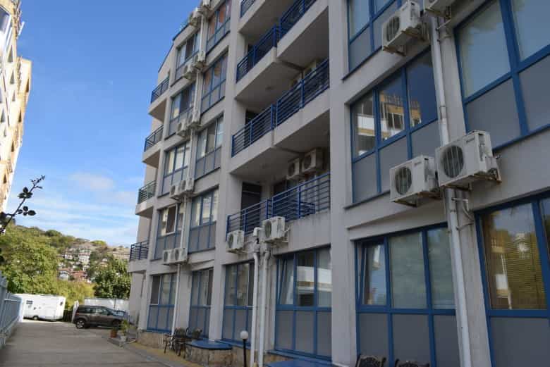 Condominium in Balchik, Dobrich 10105200